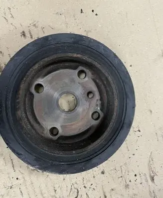 Volvo XC90 Crankshaft pulley 30637335