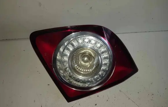 Volkswagen Golf Plus Tailgate rear/tail lights 5M0945094J 89033600