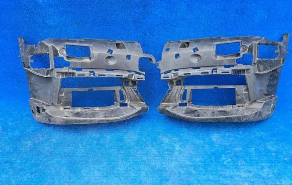 BMW 7 G11 G12 Fog light bracket 8061130 8061129
