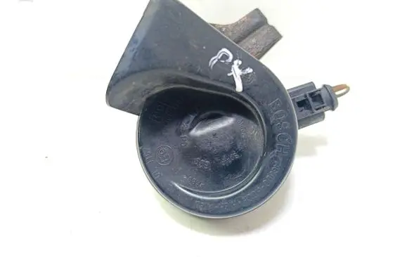 Volkswagen PASSAT B5.5 Horn signal 011157