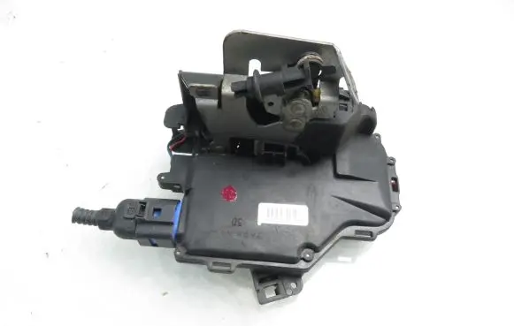 Audi A8 S8 D3 4E Front door lock 4E1837016