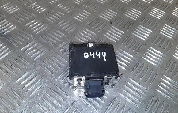 Volkswagen Golf VII Distronic sensor radar 0203300447
