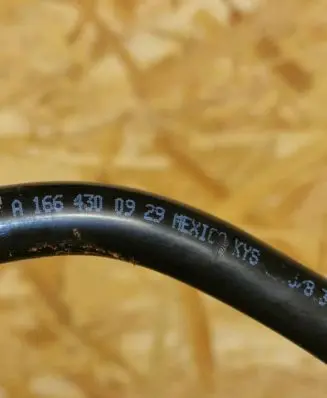 Mercedes-Benz ML AMG W166 Vacuum line/pipe/hose A1664300929