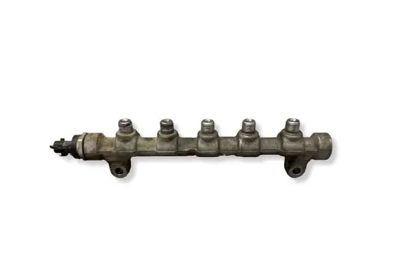 Hyundai i30 Fuel main line pipe 0281002863 11051721607