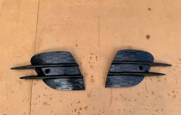 Mercedes-Benz E AMG W213 Front bumper lower grill A2138858904 A2138859004