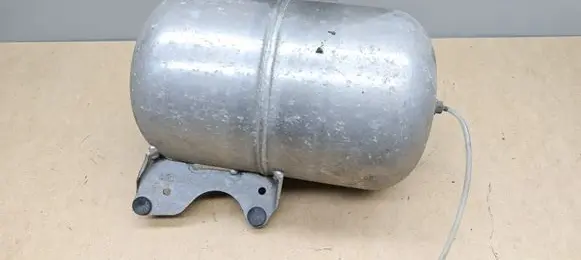 Mercedes-Benz S W221 Air suspension tank/reservoir A2213200015