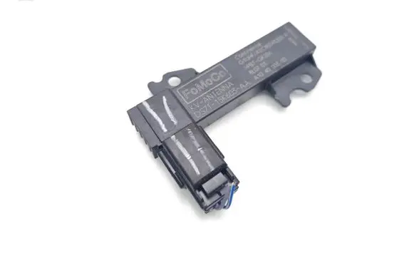 Ford Kuga II Aerial antenna amplifier DS7T-15K603-AA
