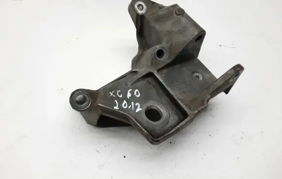 Volvo XC60 Engine mounting bracket 6G926F030BA 6G926P096FC