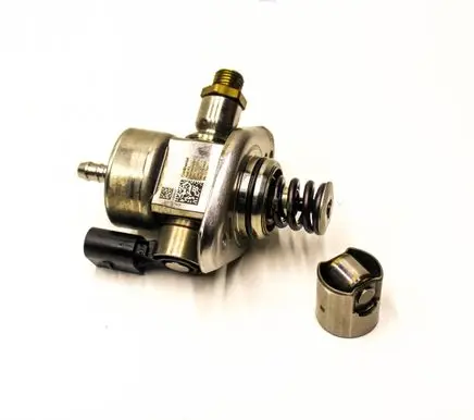 Audi Q2 - Fuel injection high pressure pump 06G127027D 06L127A01
