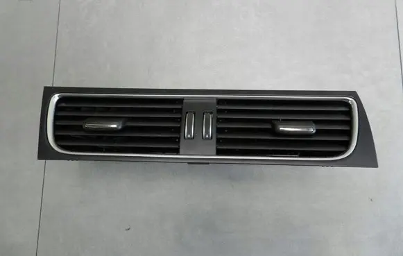 Audi A5 Sportback 8TA Dash center air vent grill 8T1820951E