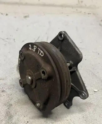 Mitsubishi Pajero Water pump