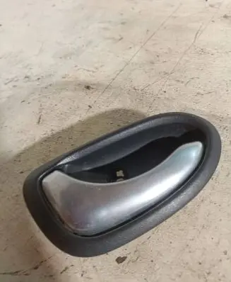 Nissan Primera Rear door interior handle 500670006 600670054