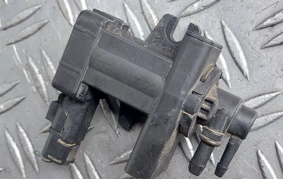 Citroen Jumpy Turbo solenoid valve 9660693180 828407