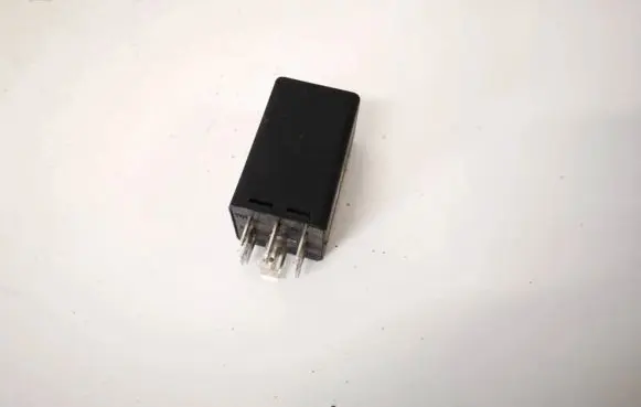Audi A4 S4 B5 8D Other relay 8d0959257