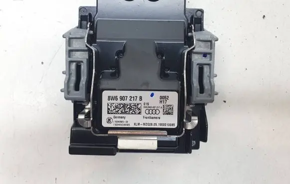 Audi A5 Front bumper camera 8W6907217B