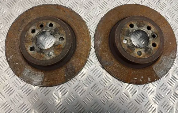 Land Rover Evoque I Rear brake disc