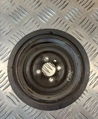 Volkswagen Caddy Crankshaft pulley 03G105243C