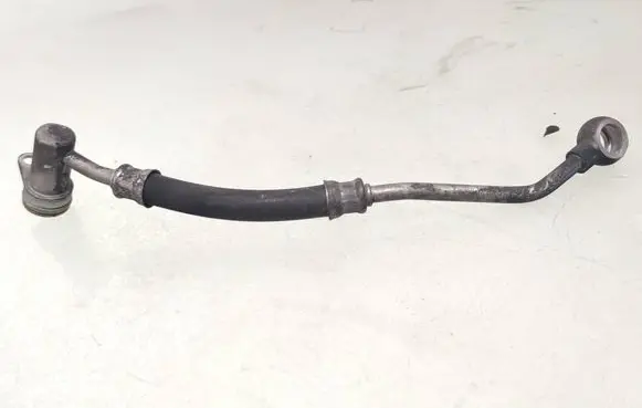 Coolant pipe/hose