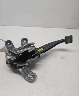 Hyundai Santa Fe Handbrake/parking brake lever assembly 597102B500