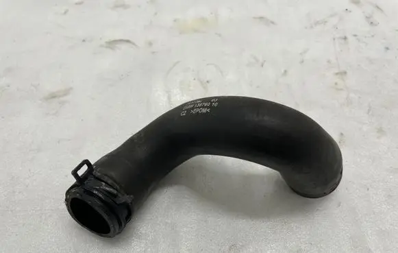 BMW X1 F48 F49 Engine coolant pipe/hose 7617368