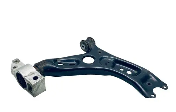 Volkswagen PASSAT B7 Front lower control arm/wishbone 5N0407152 3C0199231F