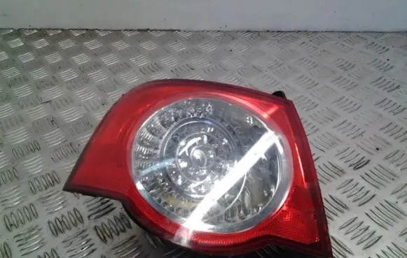 Volkswagen PASSAT B6 Rear/tail lights