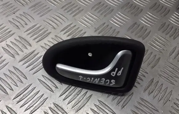 Renault Scenic I Rear door interior handle trim 8200028995
