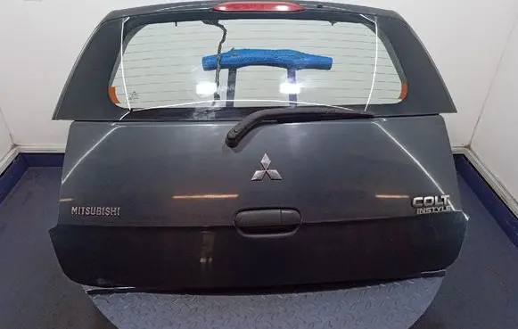 Mitsubishi Colt Tailgate/trunk/boot lid 
