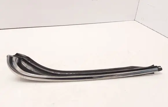 Honda Legend III KA9 Rear door trim (molding)