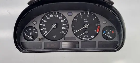 BMW 5 E39 Speedometer (instrument cluster) 8375895 62118375895