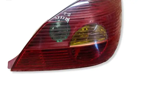 Opel Tigra B Rear/tail lights 25600202