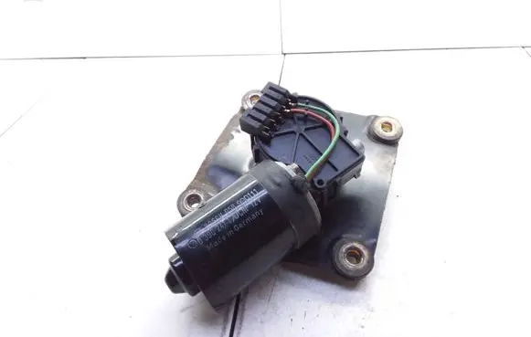 Volvo S40, V40 Wiper motor 058990111 0390241170