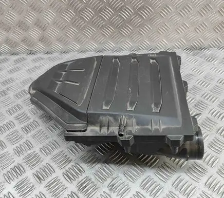 Skoda Kamiq Air filter box 04C129001M