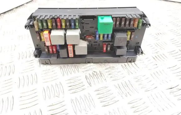 Mercedes-Benz C W204 Other control units/modules A2049009501 A2045459601 A2044423700