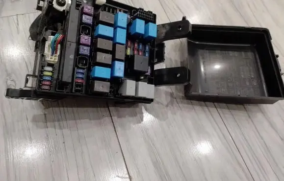 Hyundai ix35 Fuse box set 91950-25010