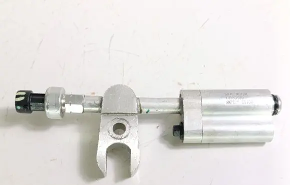 MG Marvel R Air conditioning (A/C) pipe/hose 10580409