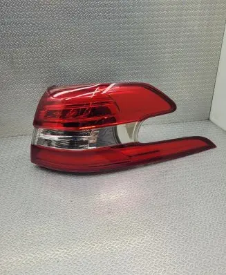 Peugeot 308 Rear/tail lights 9678093880