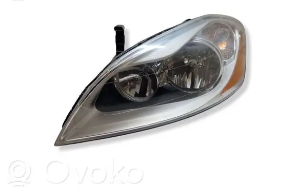 Volvo XC60 Headlight/headlamp 30763145 89902804