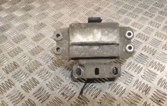 Volkswagen Caddy Gearbox mount 1K0199555