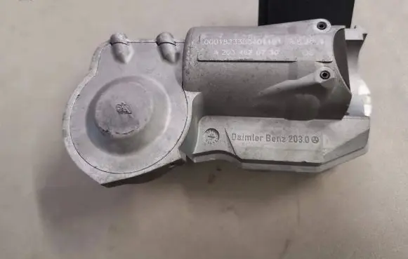 Mercedes-Benz E W210 Steering wheel lock A2034620730