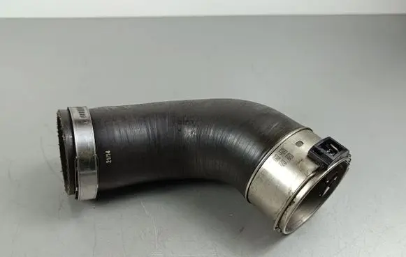 Jeep Grand Cherokee Intercooler hose/pipe
