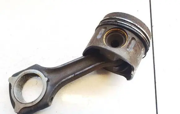 Mercedes-Benz Sprinter W906 Piston with connecting rod 61103n71