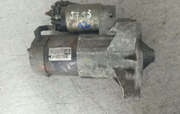 Peugeot 307 Starter motor M000T85381