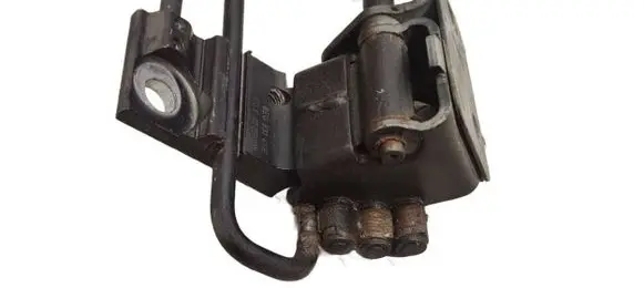 Audi Q7 4L Front door lower hinge 8E0831411E