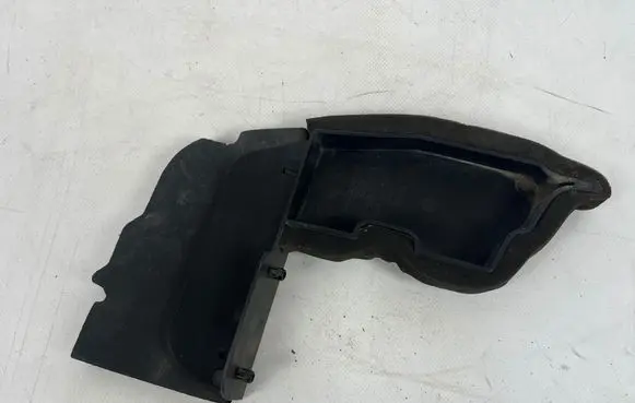Nissan Qashqai Fender foam support/seal 668984EA0A