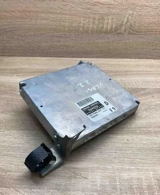 Toyota Corolla Verso AR10 Engine control unit/module ECU 896610F090 MB1758007614