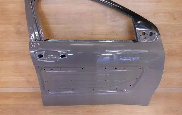 Citroen C4 Cactus Front door 9801012880