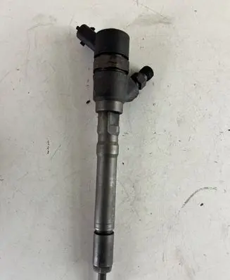 Hyundai Tucson JM Fuel injector 0445110126 044511012