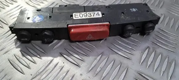 Alfa Romeo 147 Hazard light switch 735266925 E09374