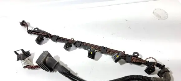 BMW 5 F10 F11 Fuel injector wires 759045906 5002470689